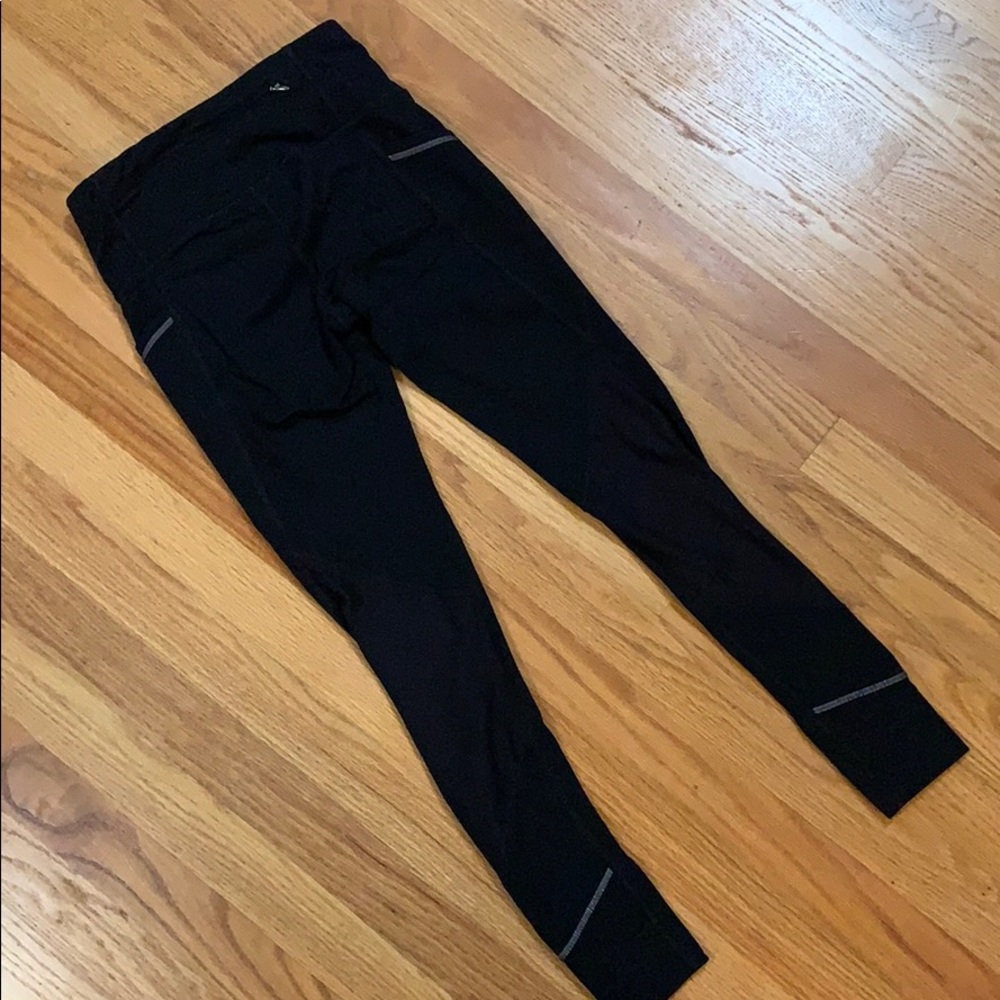 Athleta Black Relay Reflective Leggings w/pockets - Picture 8 of 16